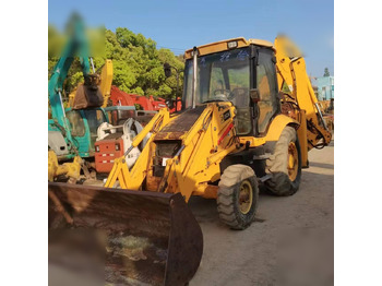 Ekskavaator-laadur JCB 3CX
