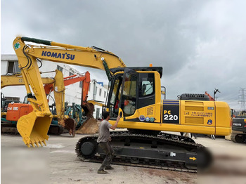 Lintekskavaator KOMATSU PC220-8
