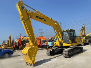 Lintekskavaator KOMATSU PC220-8