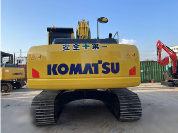 Lintekskavaator KOMATSU PC220-8: pilt 3