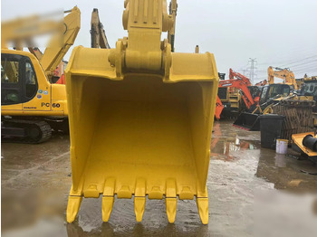 Lintekskavaator KOMATSU PC450-8: pilt 4