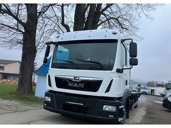 Kabiinišassiiga veoauto MAN TGM 12.250