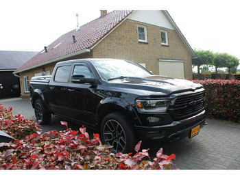 Pikap DODGE