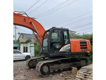 Ekskavaator HITACHI ZX200