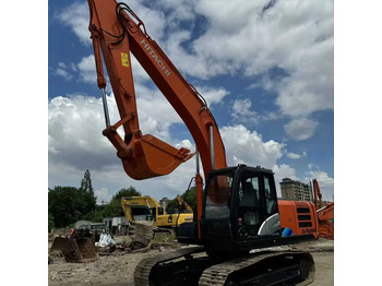 Ekskavaator HITACHI ZX200