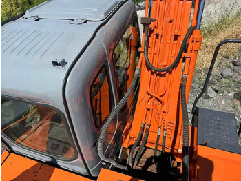 Ekskavaator Used Wheel Excavator Hitachi ZX 130W Made in Japan 13ton Hitachi Zx130w Wheel Excavator Price Used Hitachi Zx130 Excavator SALE [ Copy ]: pilt 5