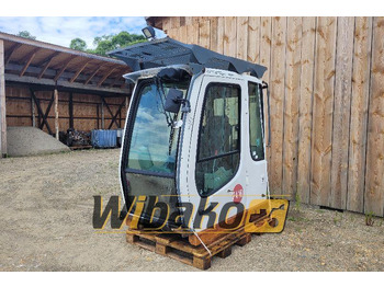 Kabiin LIEBHERR