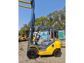 Ekskavaator KOMATSU
