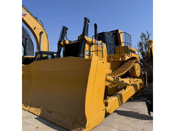 Buldooser CATERPILLAR D6D
