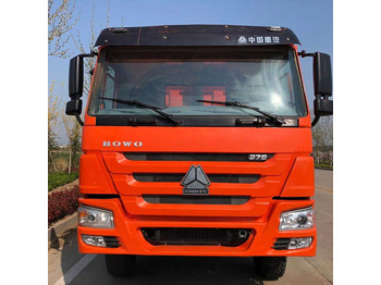 Kallurauto SINOTRUK HOWO