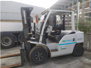 Diiseltõstuk UNICARRIERS