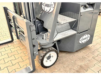 4-suunaline lükandmastiga tõstuk Combilift C2500CB / DUPLEX / 4100MM / DIESEL / FREE LIFT / FORK POSITIONER / SIDE SHIFT / LIKE NEW: pilt 4