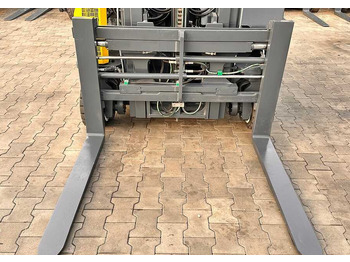 4-suunaline lükandmastiga tõstuk Combilift C2500CB / DUPLEX / 4100MM / DIESEL / FREE LIFT / FORK POSITIONER / SIDE SHIFT / LIKE NEW: pilt 5
