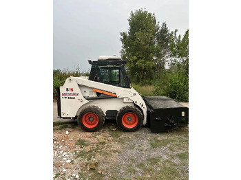 Kompaktlaadur BOBCAT S18