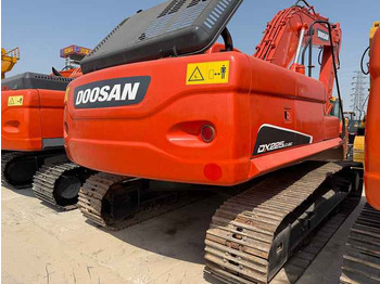 Heavy-Duty Doosan DX225LC-9C Excavator for Mining & Construction - Well-Maintained, Warranty Included liising Heavy-Duty Doosan DX225LC-9C Excavator for Mining & Construction - Well-Maintained, Warranty Included: pilt 4