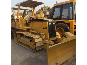 Buldooser CATERPILLAR D4H
