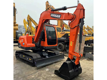 Lintekskavaator DOOSAN DX75