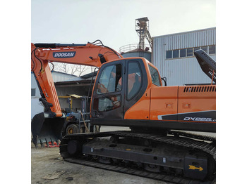 Lintekskavaator Used Excavator Doosan DX225LC-9 Excavators Mini Equipment Earth Moving Machinery Doosan Digger Excavator for Sale: pilt 3