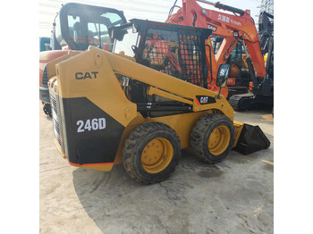 Kompaktlaadur CATERPILLAR 226B