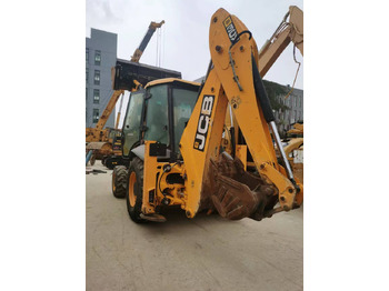 Ekskavaator-laadur JCB 3CX