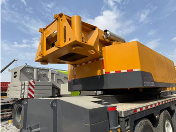 Autokraana XCMG XCA260
