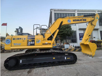 Lintekskavaator KOMATSU PC240LC-8