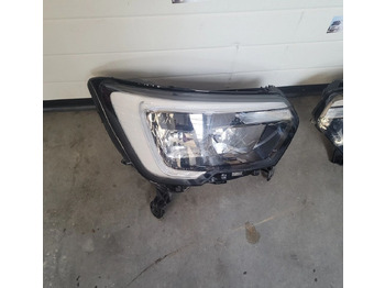 Tuled/ Valgus - Tarbesõiduk LAMPY RENAULT MASTER 3 ORYGINAŁ CHWALIM116 USZKODZONE: pilt 3