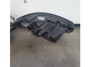 Tuled/ Valgus - Tarbesõiduk LAMPY RENAULT MASTER 3 ORYGINAŁ CHWALIM116 USZKODZONE: pilt 5