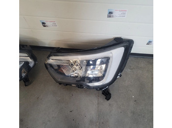 Tuled/ Valgus - Tarbesõiduk LAMPY RENAULT MASTER 3 ORYGINAŁ CHWALIM116 USZKODZONE: pilt 2