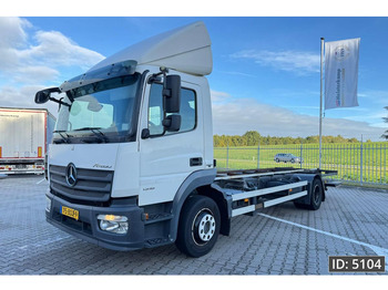 Konteinerveduk/ Tõstukiga veoauto MERCEDES-BENZ Atego 1318