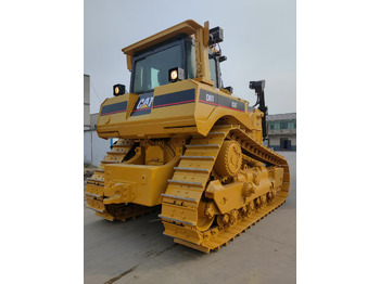 Buldooser CATERPILLAR D8T