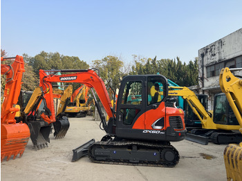 Miniekskavaator DOOSAN DX60