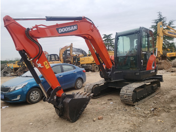 Lintekskavaator DOOSAN DX60