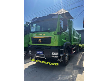 Veoauto SINOTRUK HOWO