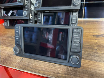 Juhtimissüsteem - Veoauto RADIO NAWIGACJA MAN TGS TGX EURO 6 81281006043 WYMIENIONY WYŚWIETLACZ: pilt 3