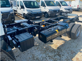 Mitsubishi Canter FUSO 6C18 Fahrgestell 4WD 175Ps Sofort  liising Mitsubishi Canter FUSO 6C18 Fahrgestell 4WD 175Ps Sofort: pilt 3