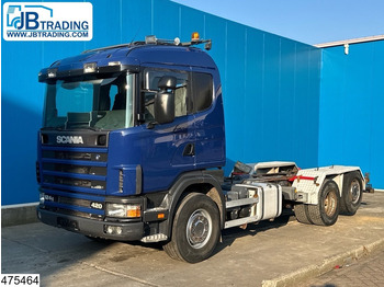 Kabiinišassiiga veoauto SCANIA 124