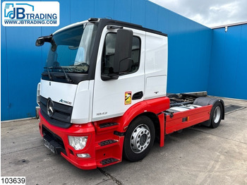 Sadulveok MERCEDES-BENZ Actros 1843