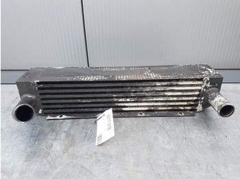 Liebherr L514-10664351/10492697-Charge air cooler/Kühler liising Liebherr L514-10664351/10492697-Charge air cooler/Kühler: pilt 1