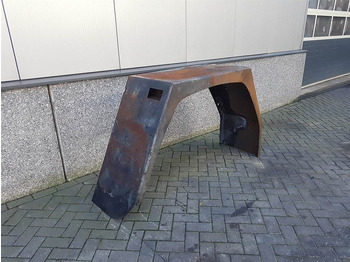 Raam/ Konstruktsioon - Ehitusmasinad Terex TL210-0457006030-Mud guard/Kotfluegel/Spatbord: pilt 2 Raam/ Konstruktsioon - Ehitusmasinad Terex TL210-0457006030-Mud guard/Kotfluegel/Spatbord: pilt 2