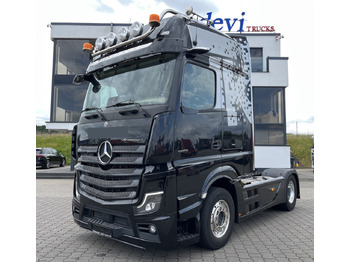 Sadulveok MERCEDES-BENZ Actros