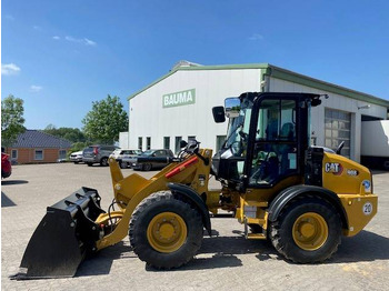 Rataslaadur CATERPILLAR 908