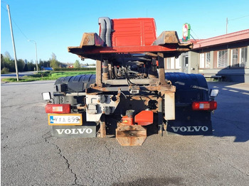 Konteinerveduk/ Tõstukiga veoauto Volvo FM-11: pilt 5