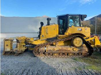 Buldooser CATERPILLAR D6