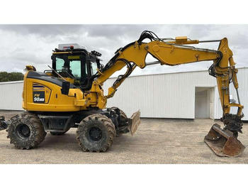 Ratastel ekskavaator KOMATSU