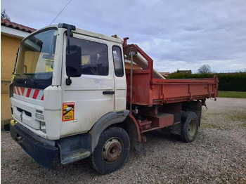 Kallurauto RENAULT
