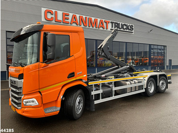 Konkstõstukiga veoauto DAF XD 450