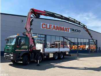 Kraanaga veoauto IVECO Trakker