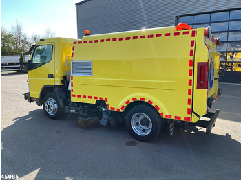 Tänavapühkimismasin Mitsubishi Canter 7C15 Brock sweeper Just 94.095 km!: pilt 4
