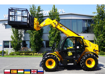 Teleskooprataslaadur JCB
